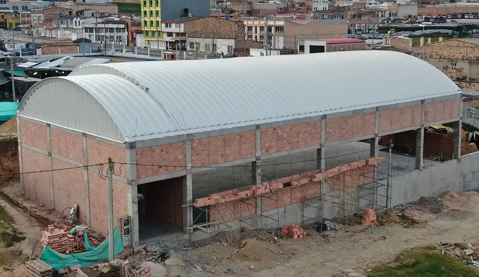 proyecto cubierta autoportante tienda el canasto Tunja